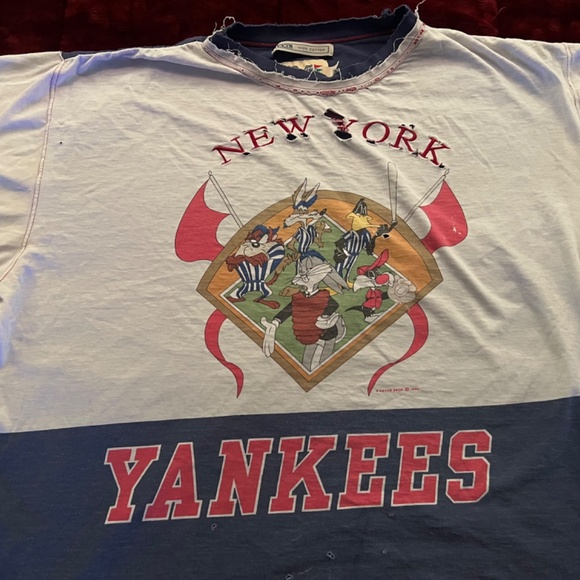 Vintage Mirage Looney Tunes New York Yankees T-Shirt Size XXL - Picture 8 of 12
